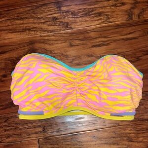 Victoria’s Secret strapless bikini top